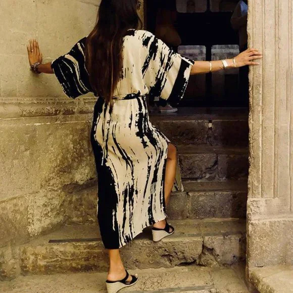 ⭐NEW, CHIC**- Abstract Print Slit Kimono With Belt | OFFERS WELCOME - Picture 4 of 8